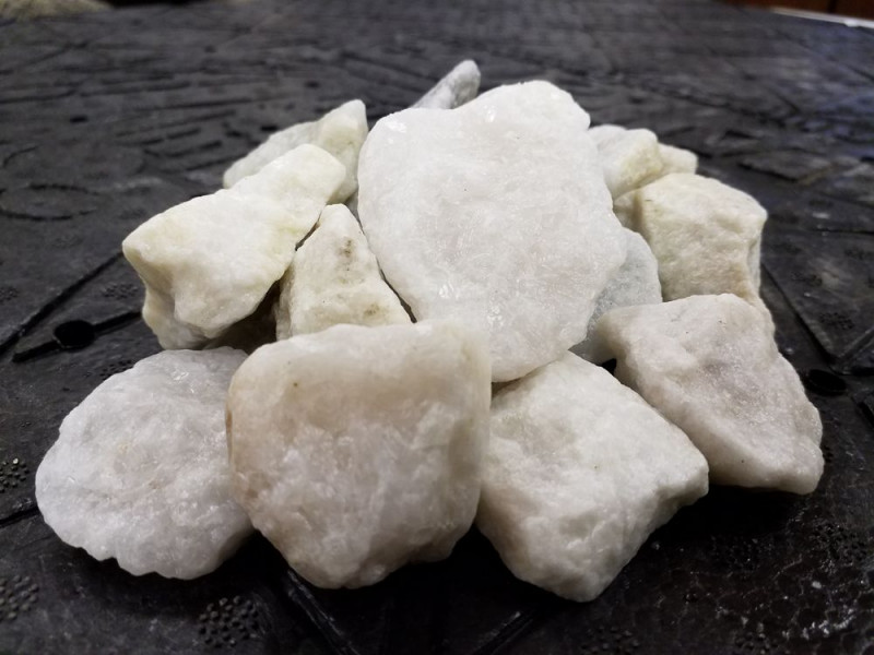 White Dolomite Marble (1 - 1.5 in)